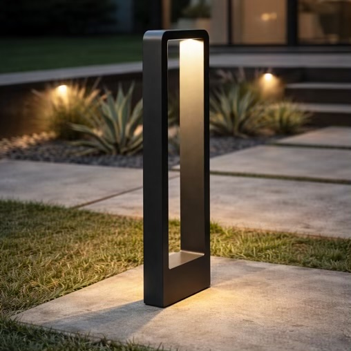 Garden Square Bollard Light – 2 Ft