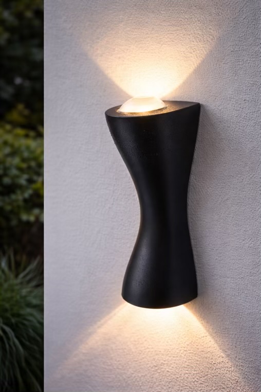Black Outdoor LED Wall Light – Warm White 3000K